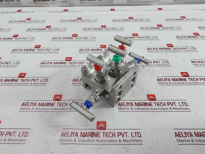 Excelock Svmf51123112 Five Valve Manifold 6000 Psi Ss 316 E502 Ff