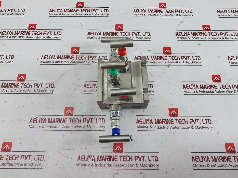 Excelock Svmf51123112 Five Valve Manifold 6000 Psi Ss 316 E502 Ff