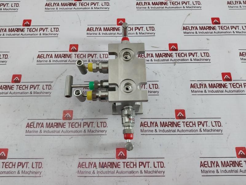 Excelock Svmf51123112 Five Valve Manifold E501 Ff Ss 316
