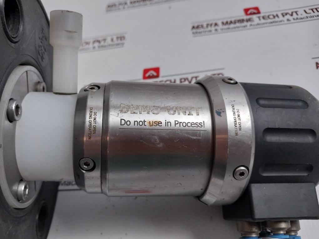 Exner Extract 820 Pneumatic Retractable Probe Housing 06Bar 85C Pn16 Dn50