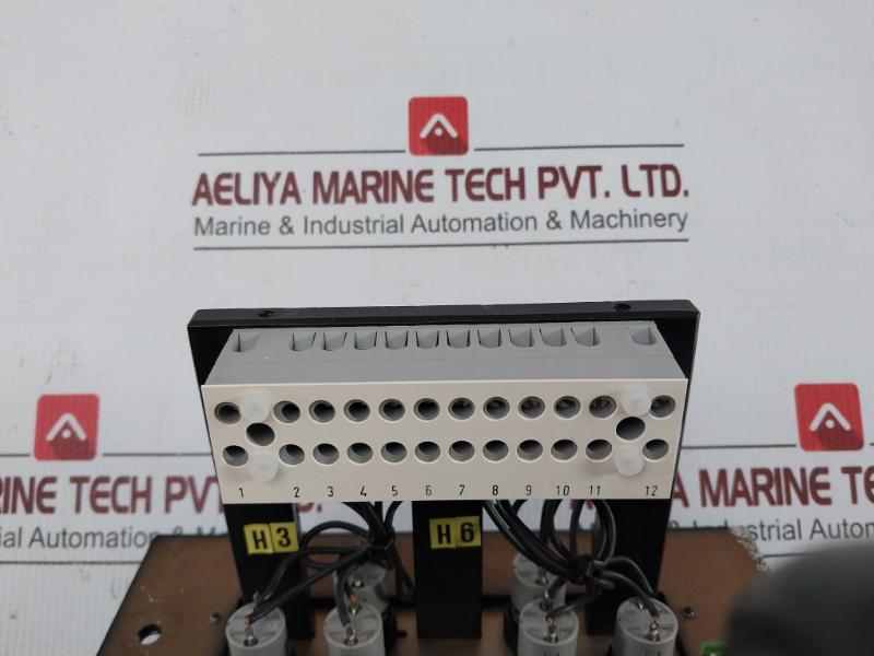 F-7001-08-16 Alarm Annunciator Panel Rolls-royce