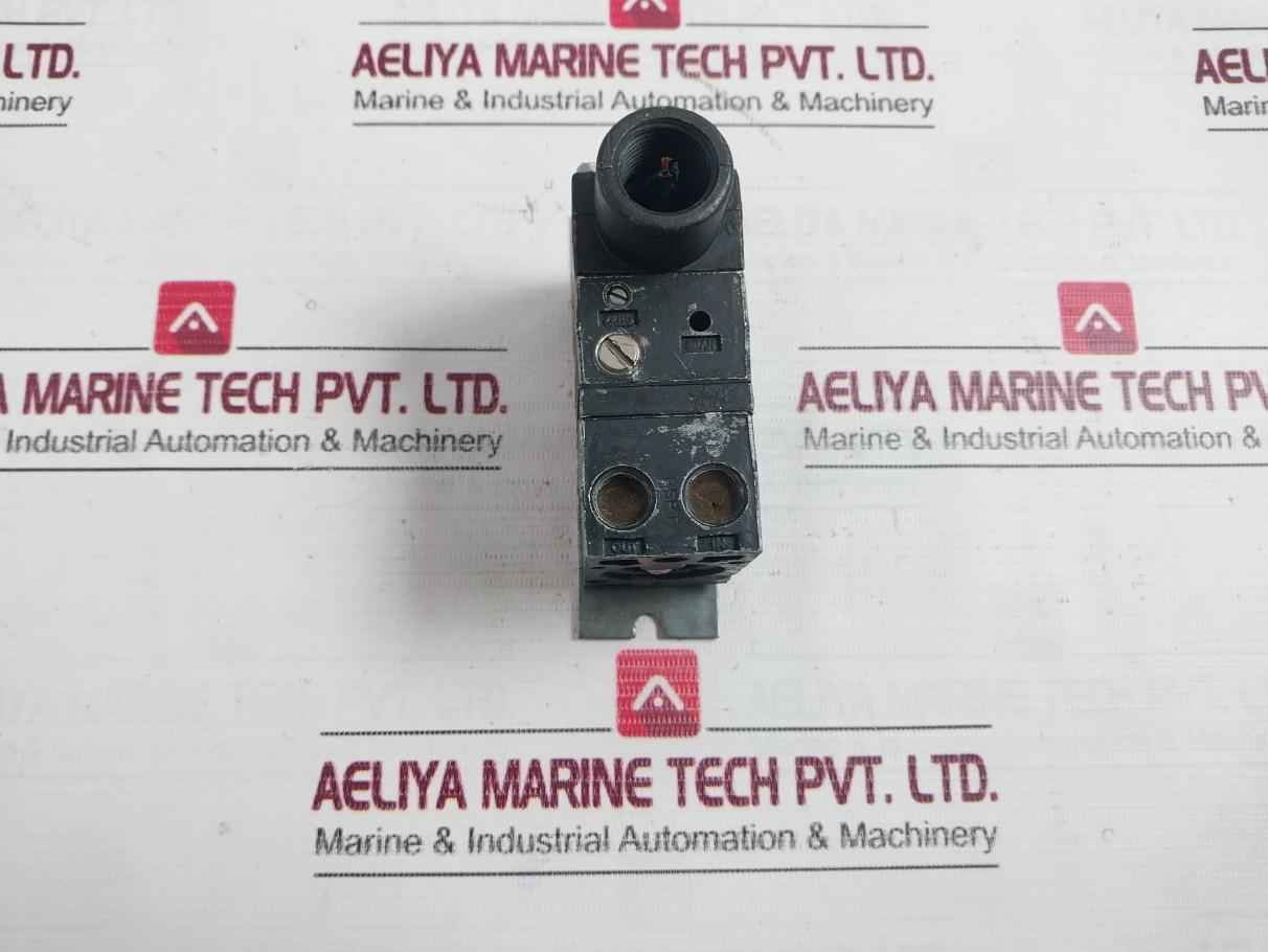 Fairchild Ta-6000-401 Electro-pneumatic Transducer 4-20 Ma 20-120 Psig