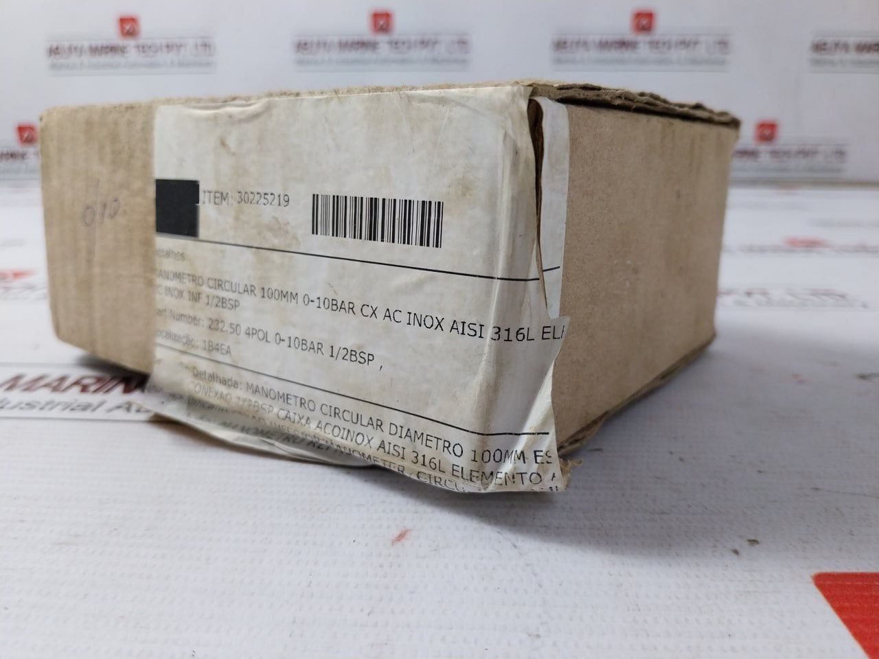 Famabras 14105-1 Pressure Gauge 0-10 Bar 232.50 4 Pol 1/2 Bsp