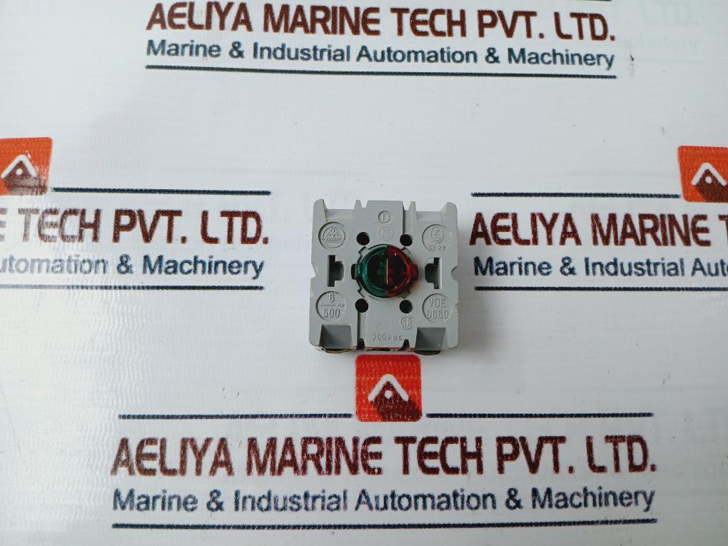 Fanal 300V AC Socket