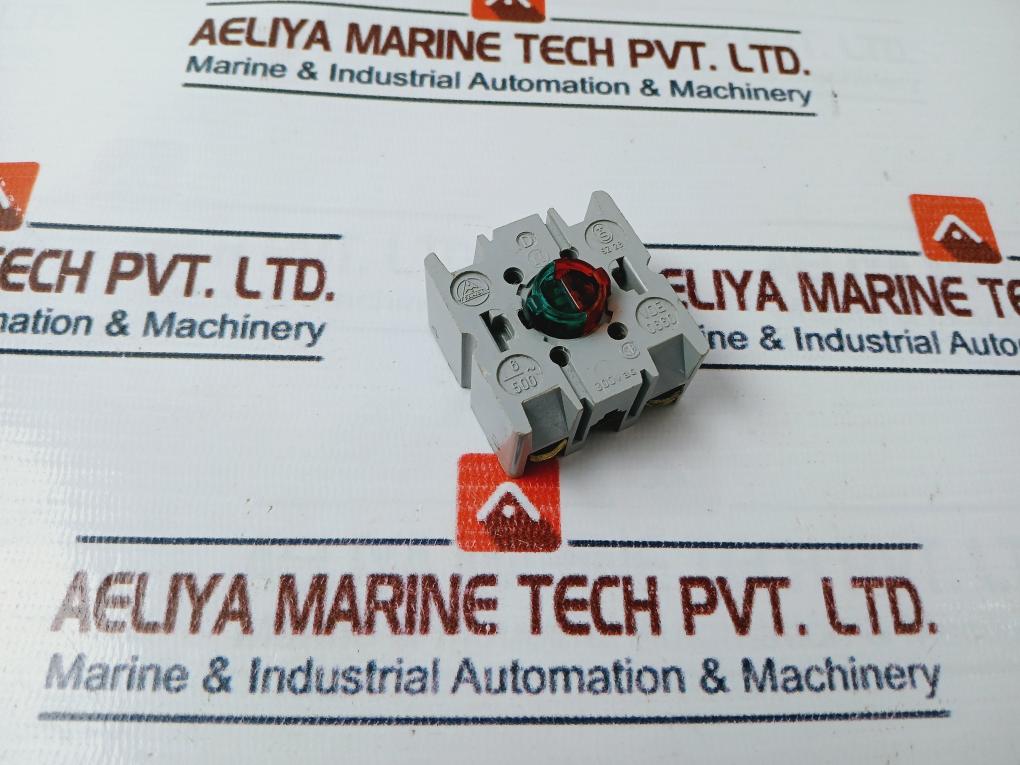 Fanal 300V AC Socket