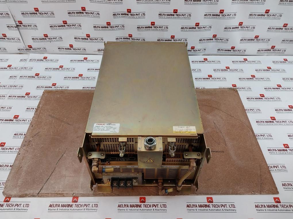 Fanuc A14B-0082-b208-04 Laser Power Supply 200V 9.0Kw 40A 2Mhz