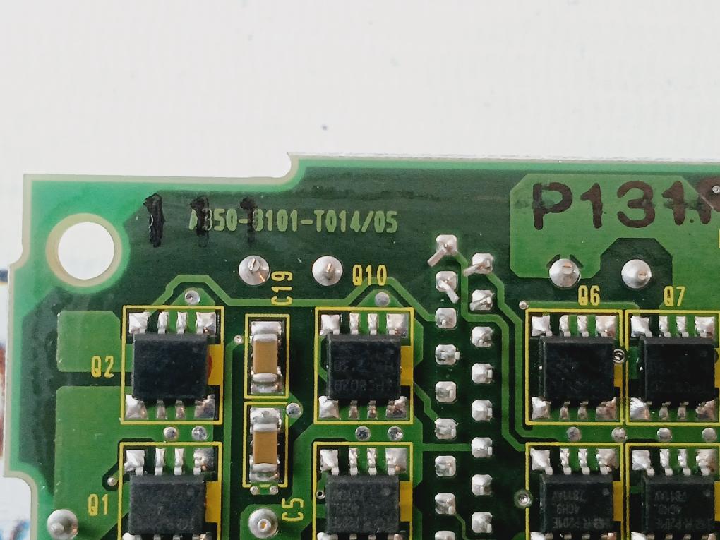 Fanuc A20B-8101-0011/04B Power Supply Board
