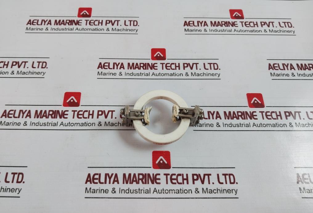 Fanuc A290-4561-t004 Ceramic Insulator With Heat Sink & Mounting Bracket Set