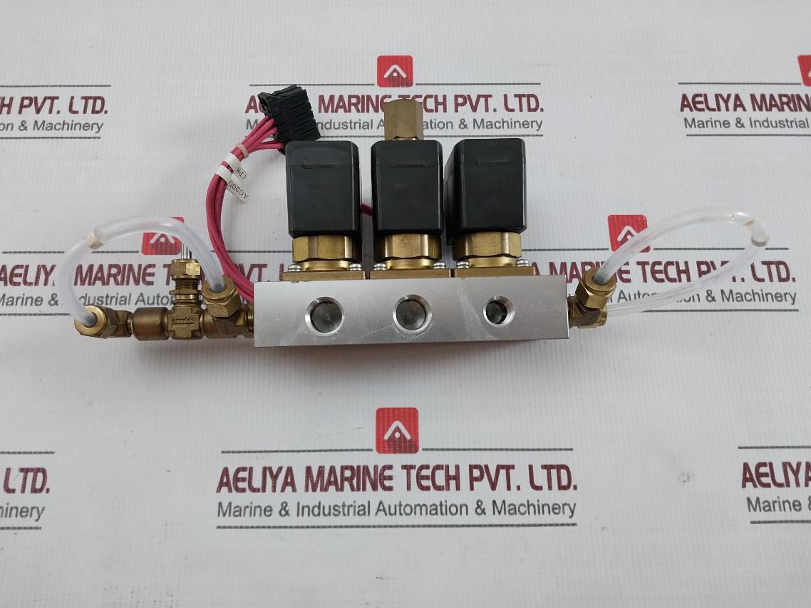 Fanuc A04B-0818-d400 Ckd Solenoid Valve Manifold Assy 200V 50/60Hz