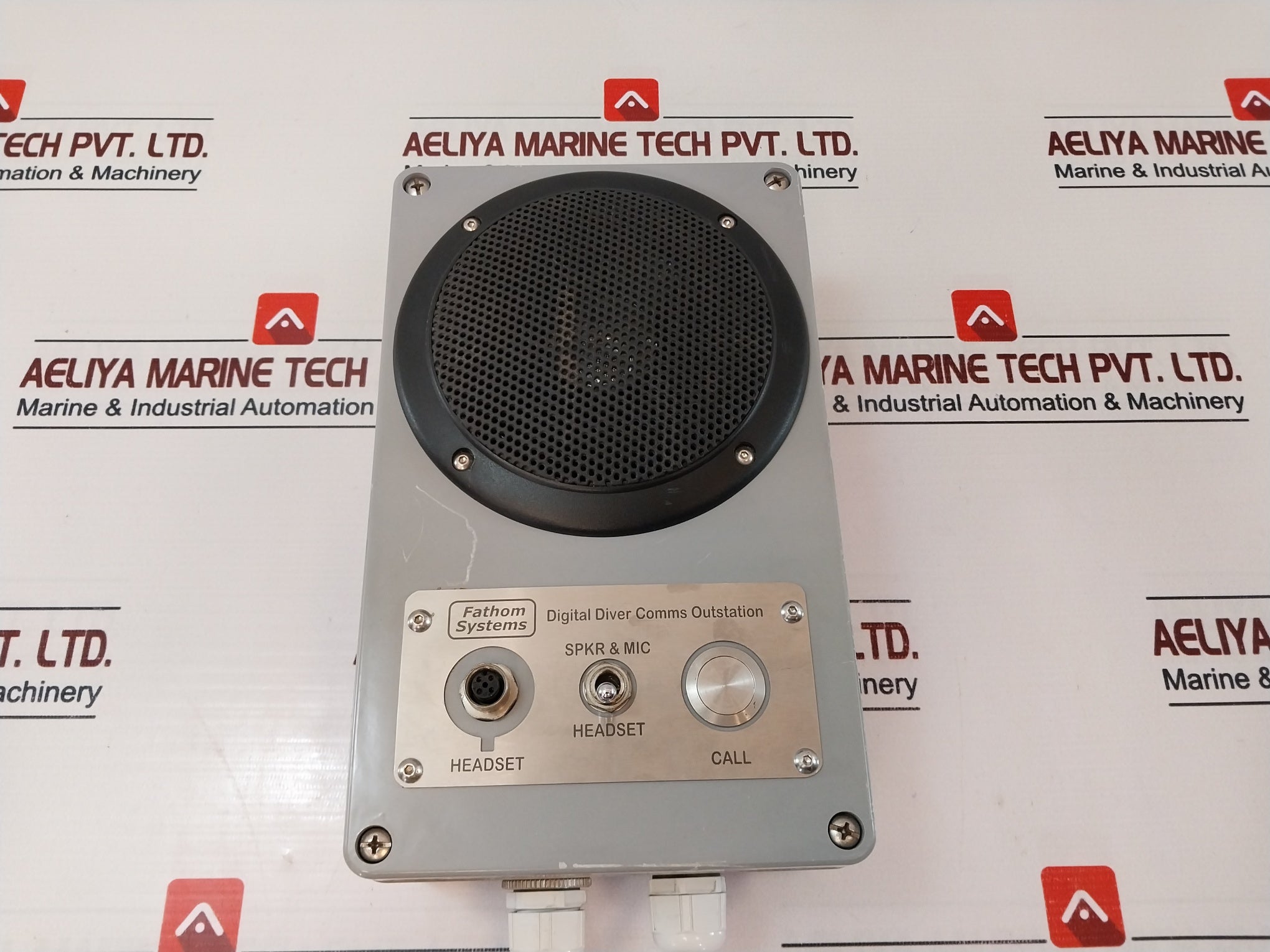 Fathom Systems 000-012-538 Digital Diver Comms Outstation 000-001-713