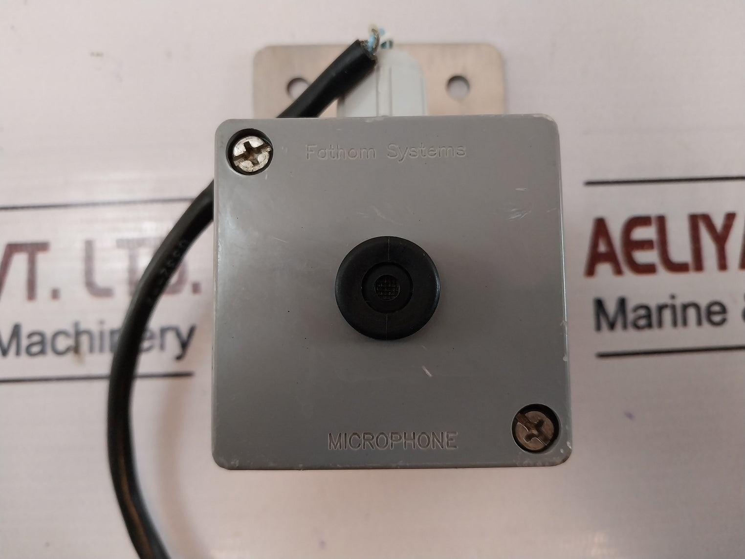 Fathom Systems 000-012-538 Digital Diver Comms Outstation 000-001-713