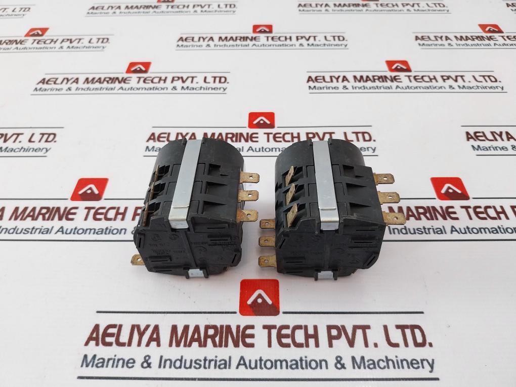 Faucigny Instruments Mi2 Timer 16(4)Amp 250V~