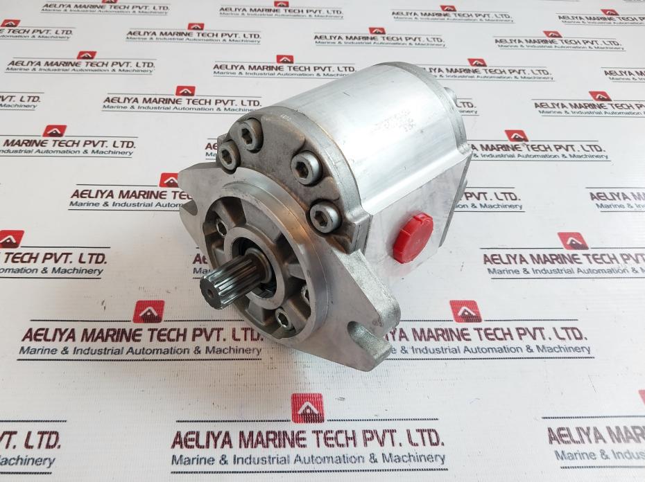 Favelle Favco AHAX-0021-3000 Pump Cooling Oil Gearbox