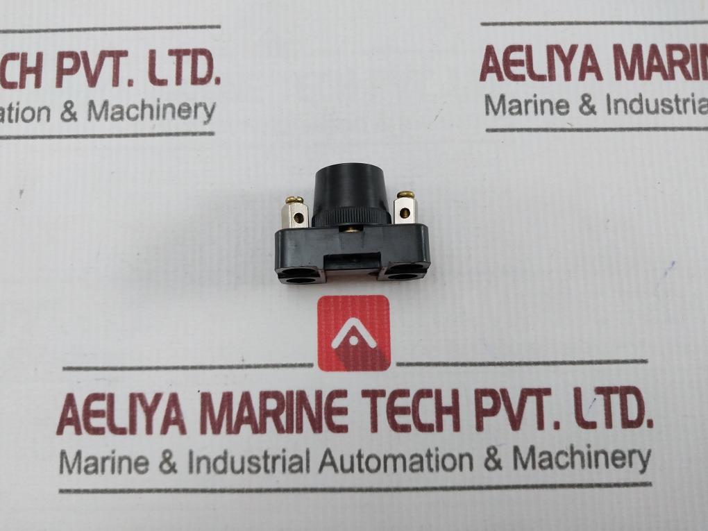 Fe-12 Lamp Holder