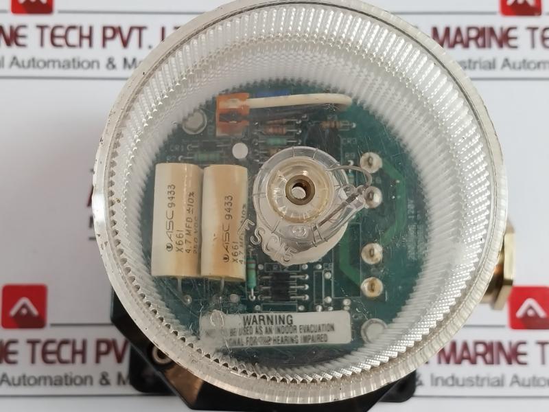 Federal Signal FB2PST White Strobe Warning Light 120V 0.32A 50/60Hz