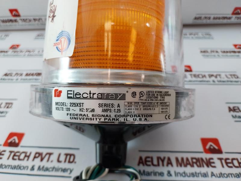 Federal Signal 225XST Strobe Warning Light 120V 0.25A Type 4X IP65