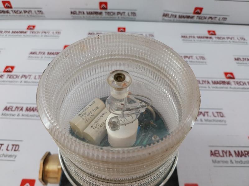 Federal Signal FB2PST Strobe Warning Light 120V 0.32A 50/60Hz Series A4