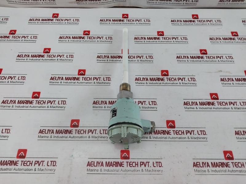 Fellow Kogyo P-2 Level Controller Np-04-1 225-mm P2-38C7601