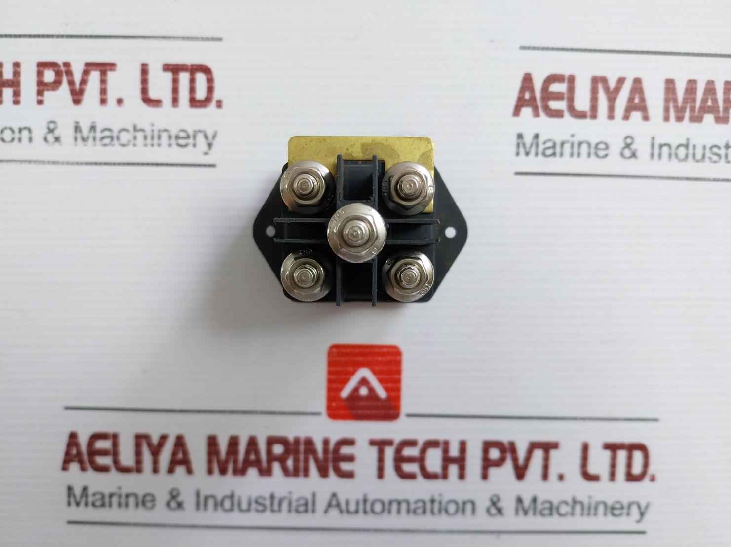 Female Power Connector Ppc 25R-5-a Well Shin 30A 250Vdc