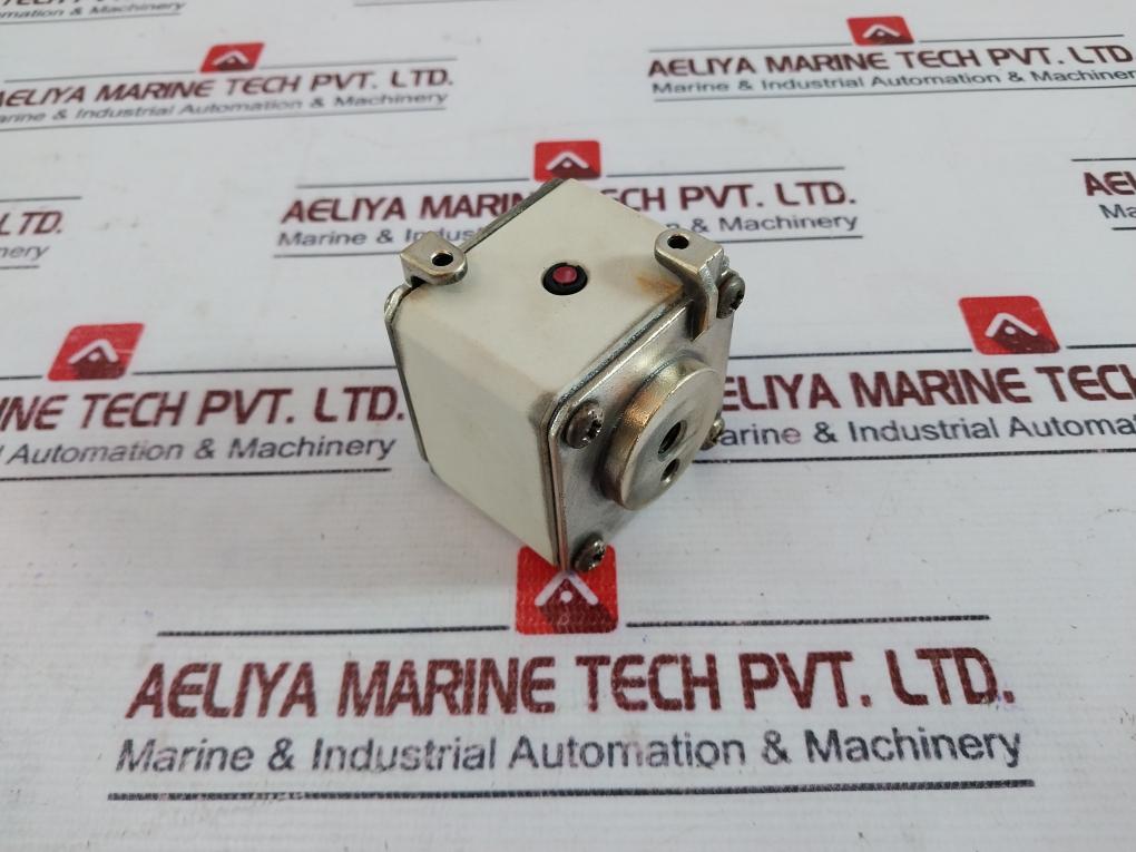 Ferraz Shawmut Protistor Q300003 - 690V AC 315A Class AR