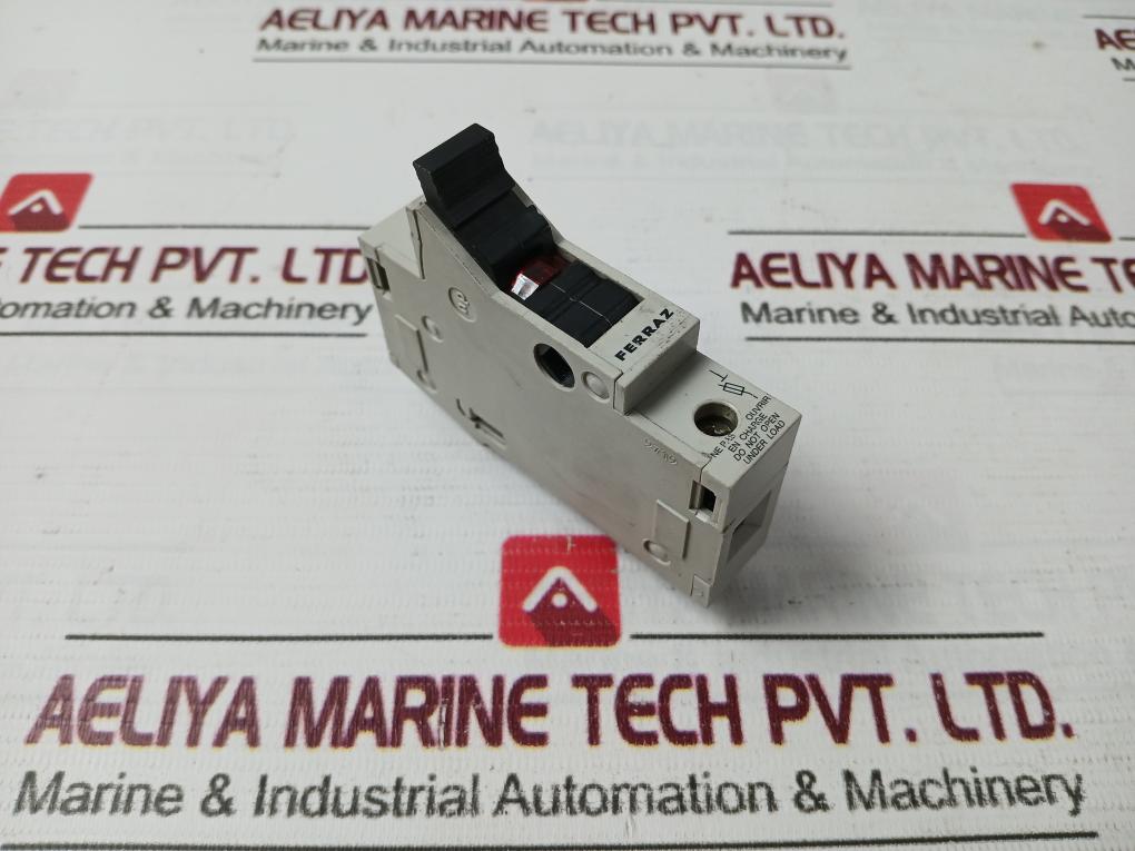 Ferraz St10 Fuse Holder 700 Vac 30A 48..62Hz