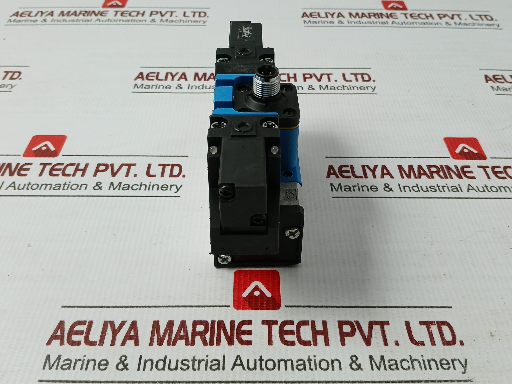 Festo 184495 F843 Solenoid Valve 30-145Psi 2.5W