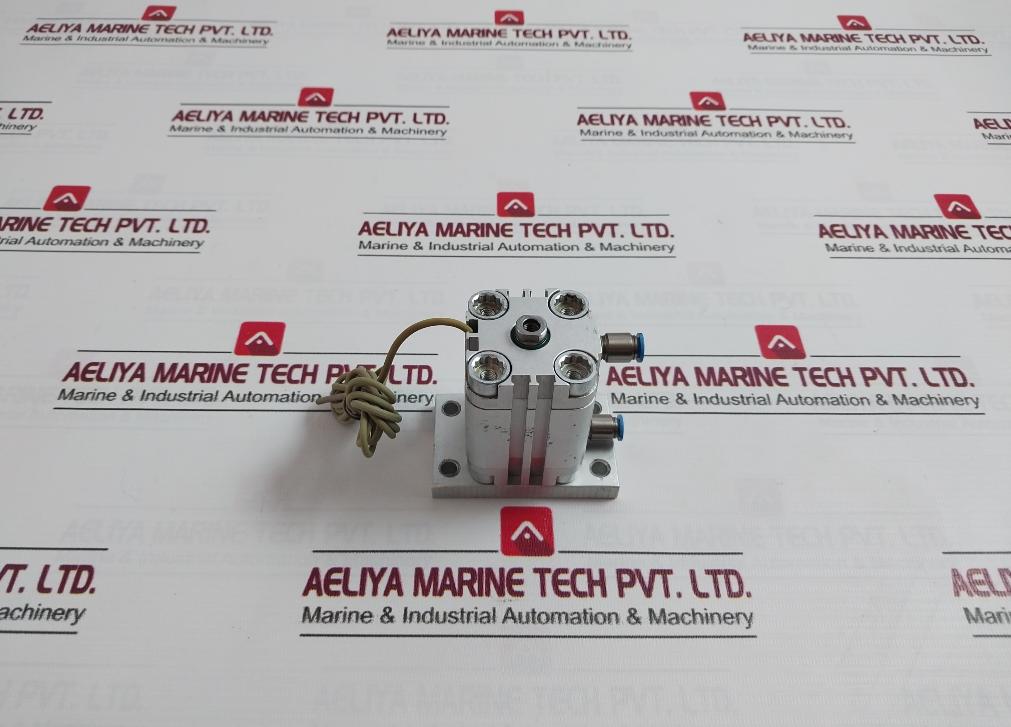 Festo Advu-32-25-p-a Compact Cylinder 10Bar