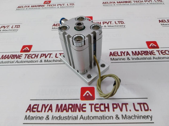 Festo Advu-32-25-p-a Compact Cylinder 156534 E323 10 Bar