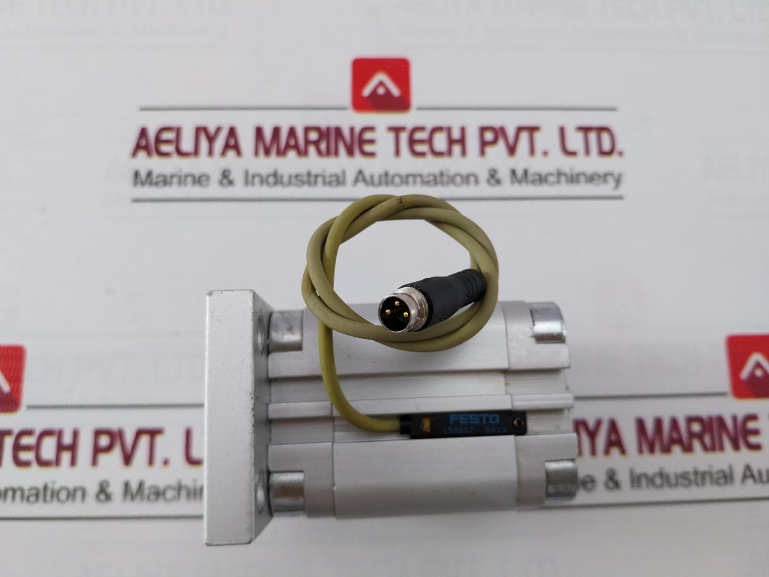 Festo Advu-32-25-p-a Compact Cylinder 156534 E323 10 Bar