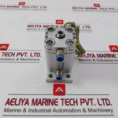 Festo Advu-32-25-p-a Compact Pneumatic Cylinder 10 Bar