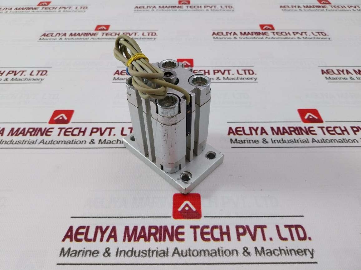 Festo Advu-32-25-p-a Compact Pneumatic Cylinder 10 Bar