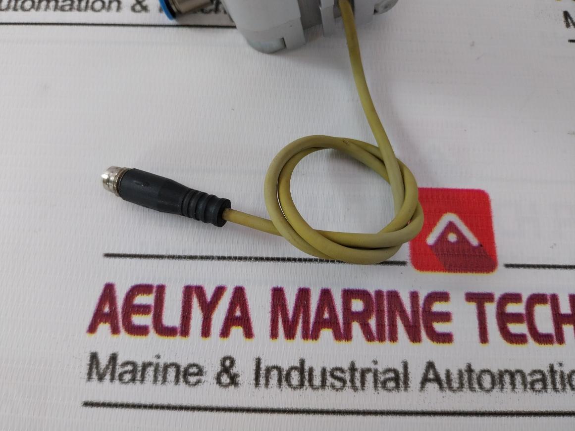 Festo Advu-32-30-p-a Compact Cylinder 10 Bar