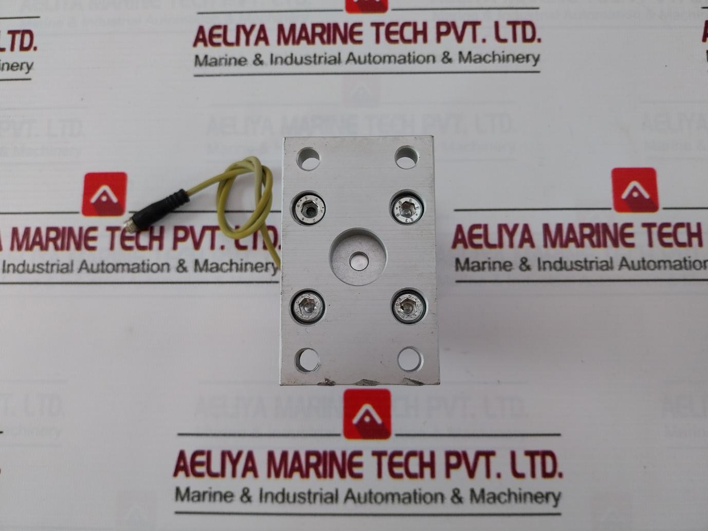 Festo Advu-32-30-p-a Compact Cylinder 10 Bar