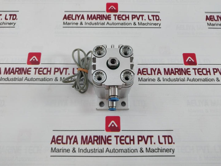 Festo Advu-32-30-p-a Compact Cylinder 10Bar 156535