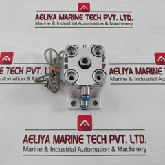 Festo Advu-32-30-p-a Compact Cylinder 10Bar 156535