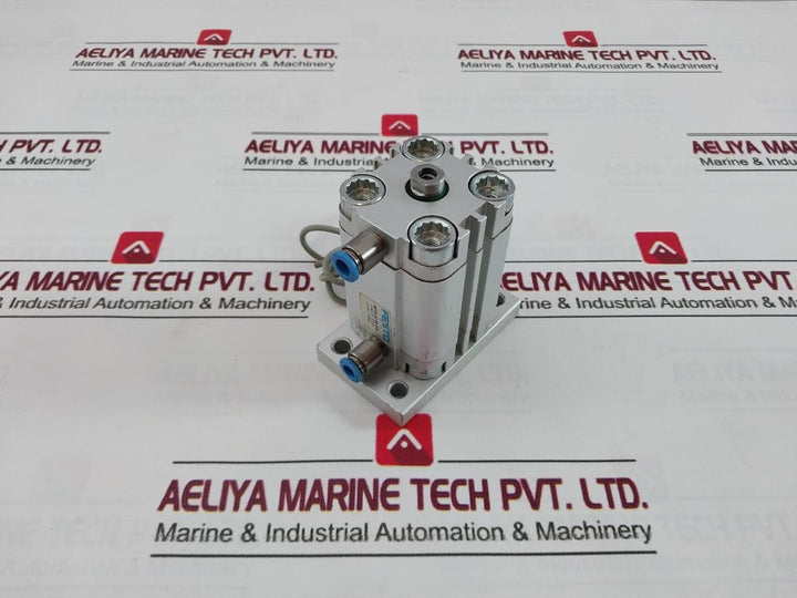 Festo Advu-32-30-p-a Compact Cylinder 10Bar 156535