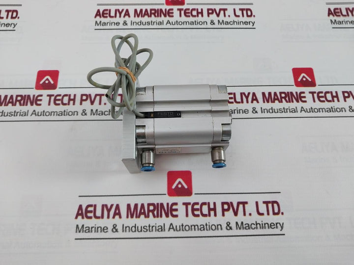 Festo Advu-32-30-p-a Compact Cylinder 10Bar 156535
