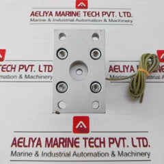 Festo Advu-32-30-p-a Compact Pneumatic Cylinder 10 Bar