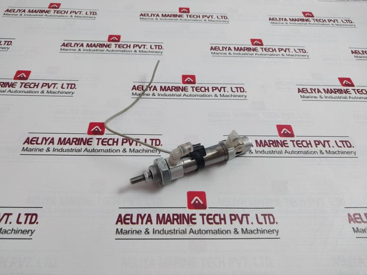 Festo Dsnu-20-25-ppv-a Iso Cylinder