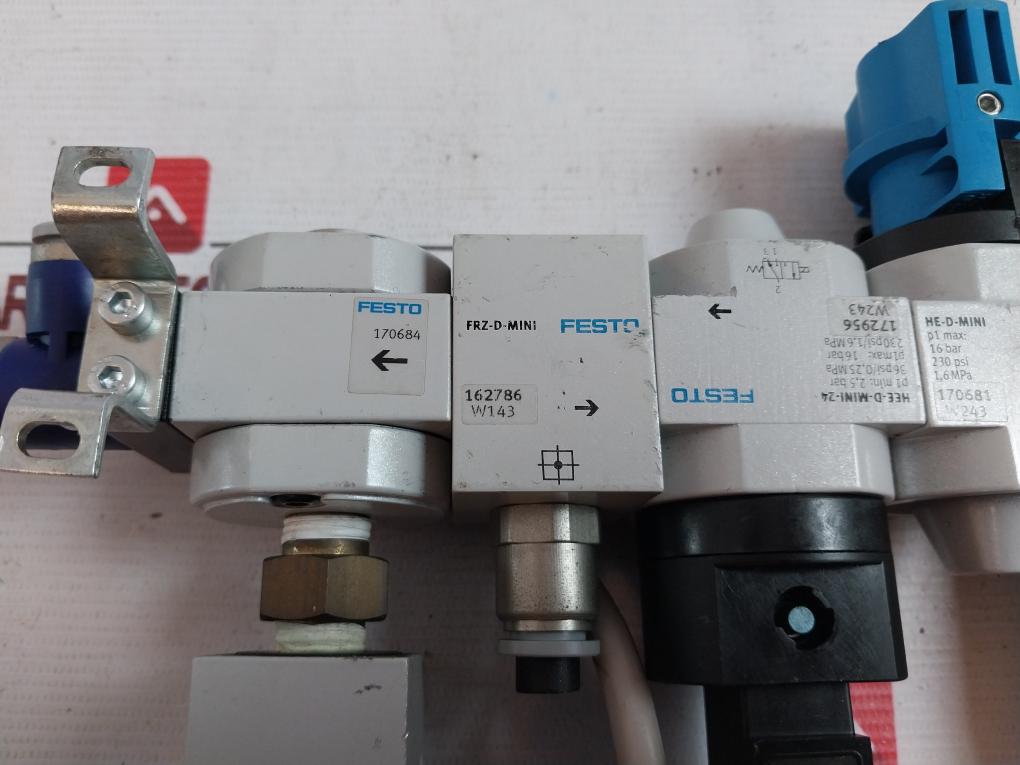 Festo Hee-d-mini-24 Air Preparation Unit 19-26.4V Dc 2.5W Ip00/65 36Psi/0,25Mpa