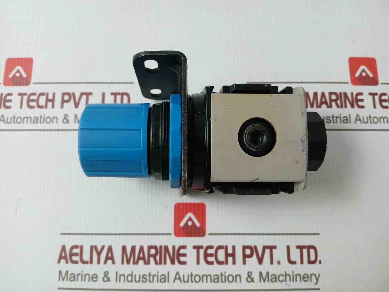 Festo Lr-m2-g1/4-04G Pressure Regulator 21 Bar/300Psi 4 Bar/60Psi