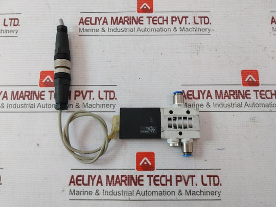 Festo Mhe3-ms1H-3/2G-1/8 Solenoid Valve With Connecting Cable 21,6V-26,4V Dc