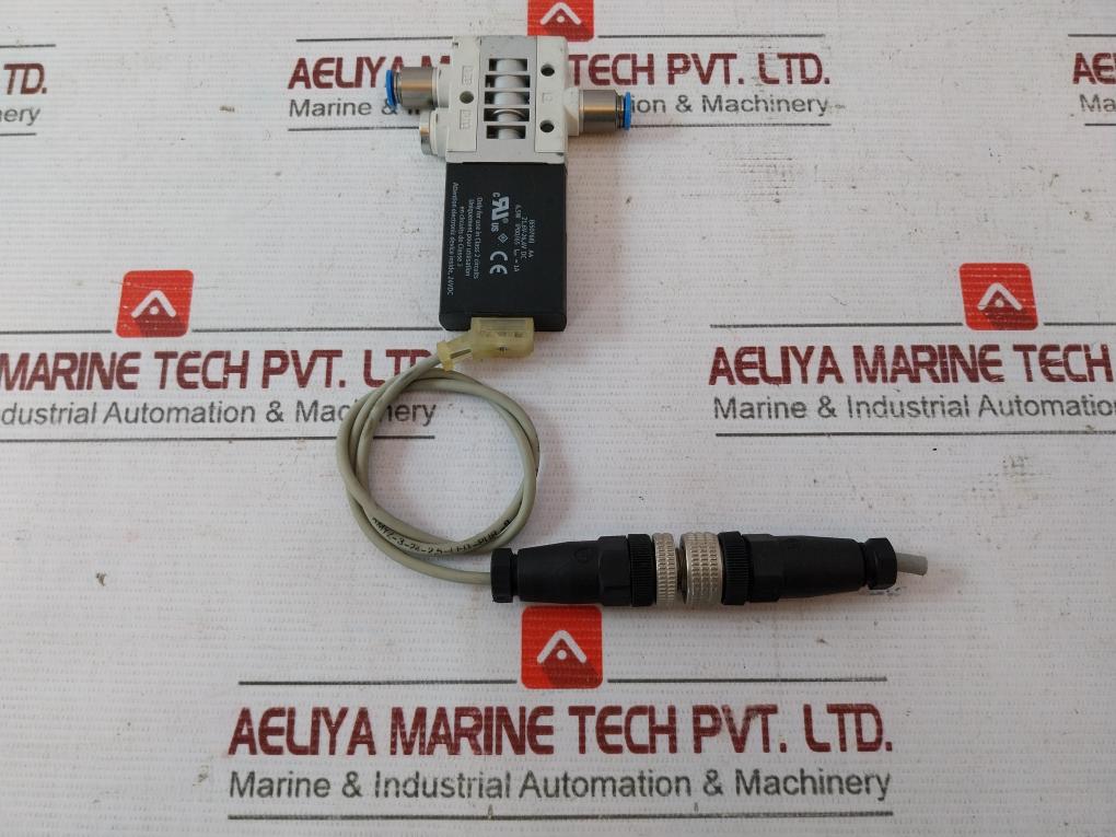 Festo Mhe3-ms1H-3/2G-1/8 Solenoid Valve With Connecting Cable 21,6V-26,4V Dc