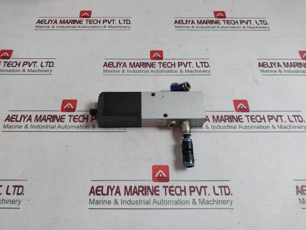 Festo Mpye-5-1/8-hf-010-b Proportional Directional Control Valve 0-145Psi 24Vdc