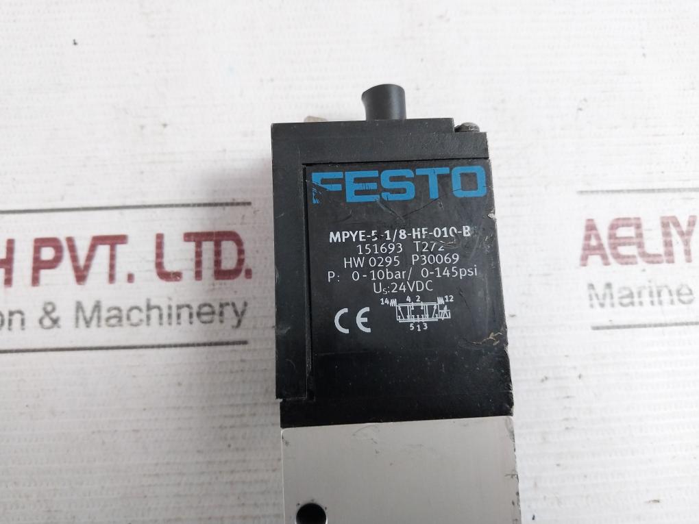 Festo Mpye-5-1/8-hf-010-b Proportional Directional Control Valve 24Vdc