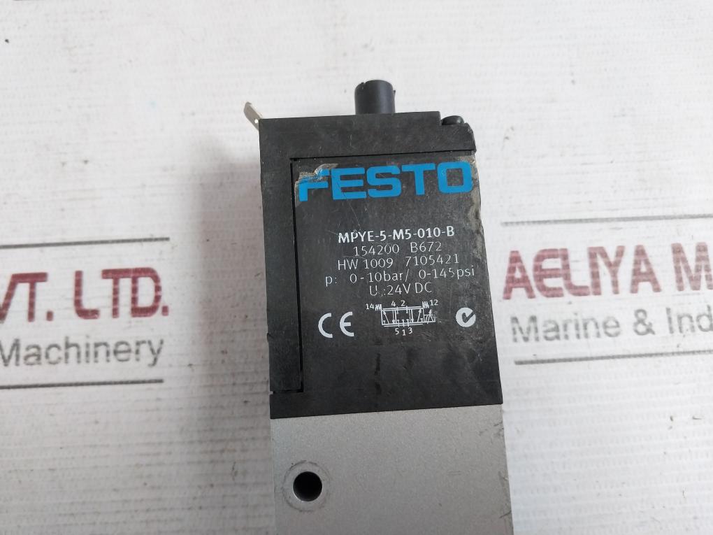 Festo Mpye-5-m5-010-b Proportional Directional Control Valve Hw 1009 7105421