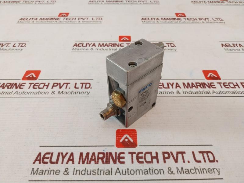 Festo Vl/O-3-1/4 3/2-way Monostable Pneumatic Valve 0-10 Bar 145 Psi