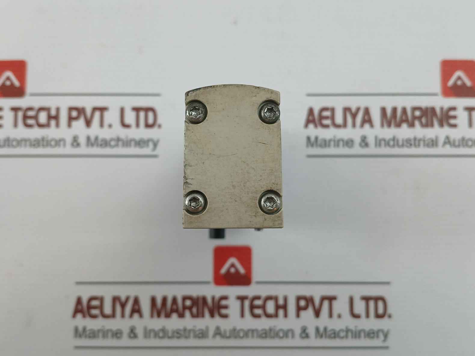 Vsva-b-b52-zd-a1-1T1L Solenoid Valve Brand Festo Ip65 24Vdc -13,7-145Psi