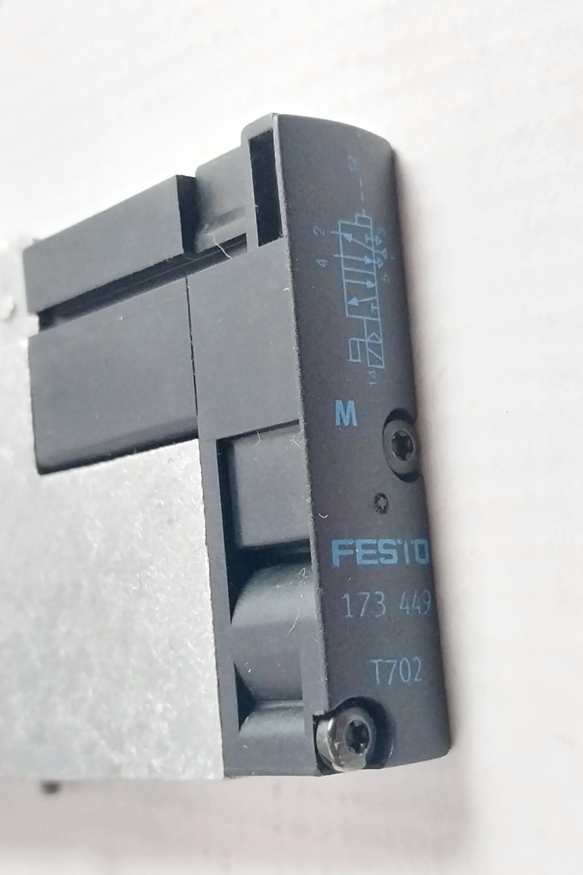 Festo Mszc-3-21 Dc Solenoid Valve Coil Ip00/65.