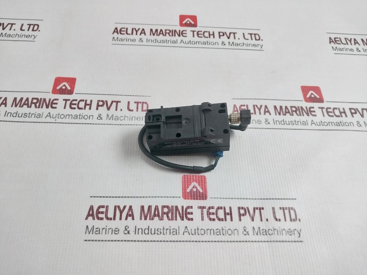 Festo Sde1-v1-g2-h18-c-p2-m8 Pressure Sensor 15-30Vdc